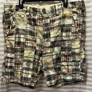 American eagle plaid shorts